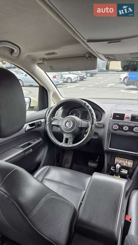 Минивэн Volkswagen Touran 2012 в Луцке фото 3 Минивэн Volkswagen Touran 2012 в Луцке