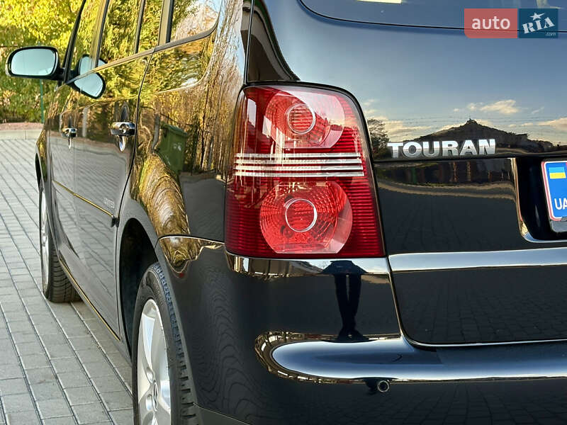 Минивэн Volkswagen Touran 2009 в Житомире фото 9 Минивэн Volkswagen Touran 2009 в Житомире