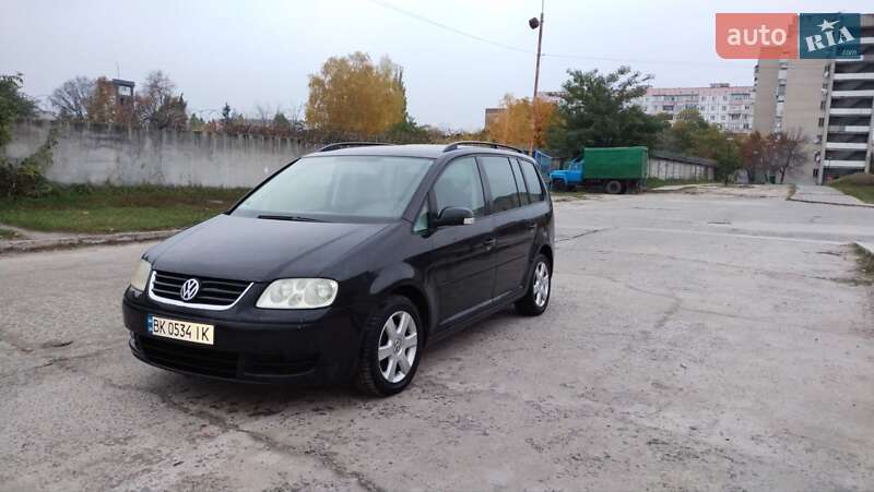 Volkswagen Touran 2004
