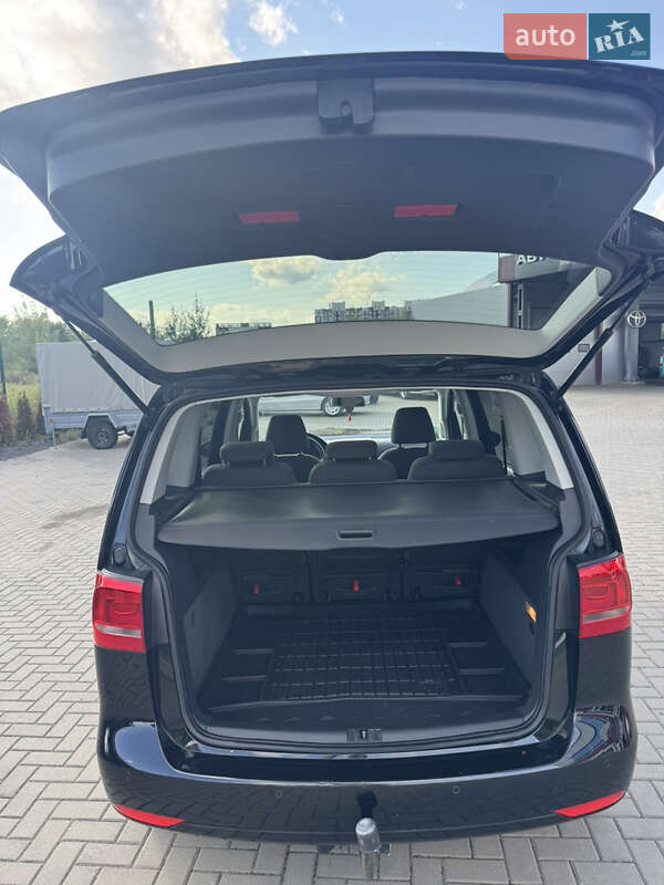 Минивэн Volkswagen Touran 2011 в Ковеле