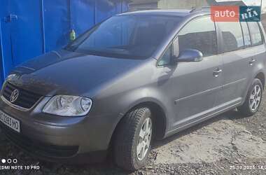 Минивэн Volkswagen Touran 2006 в Дрогобыче