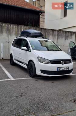 Минивэн Volkswagen Touran 2012 в Житомире