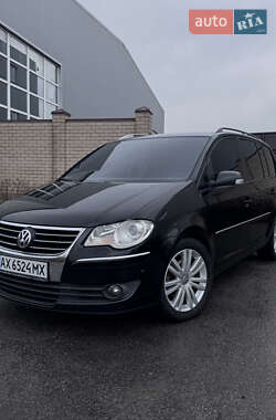 Минивэн Volkswagen Touran 2007 в Харькове