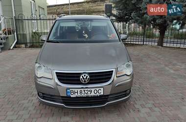 Минивэн Volkswagen Touran 2009 в Одессе
