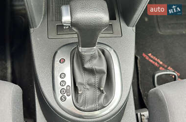 Минивэн Volkswagen Touran 2006 в 