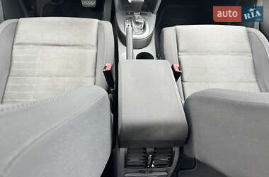 Минивэн Volkswagen Touran 2006 в 