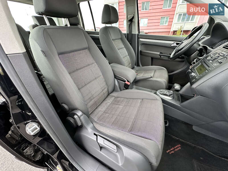 Минивэн Volkswagen Touran 2006 в Виннице фото 61 Минивэн Volkswagen Touran 2006 в Виннице