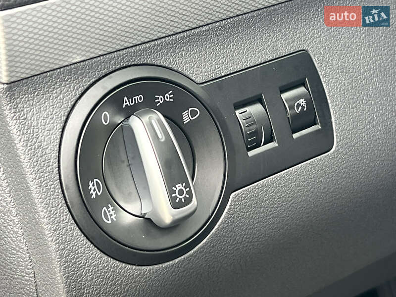 Мінівен Volkswagen Touran 2014 в Житомирі фото 33 Мінівен Volkswagen Touran 2014 в Житомирі