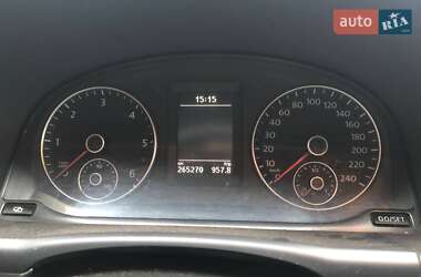 Минивэн Volkswagen Touran 2010 в 