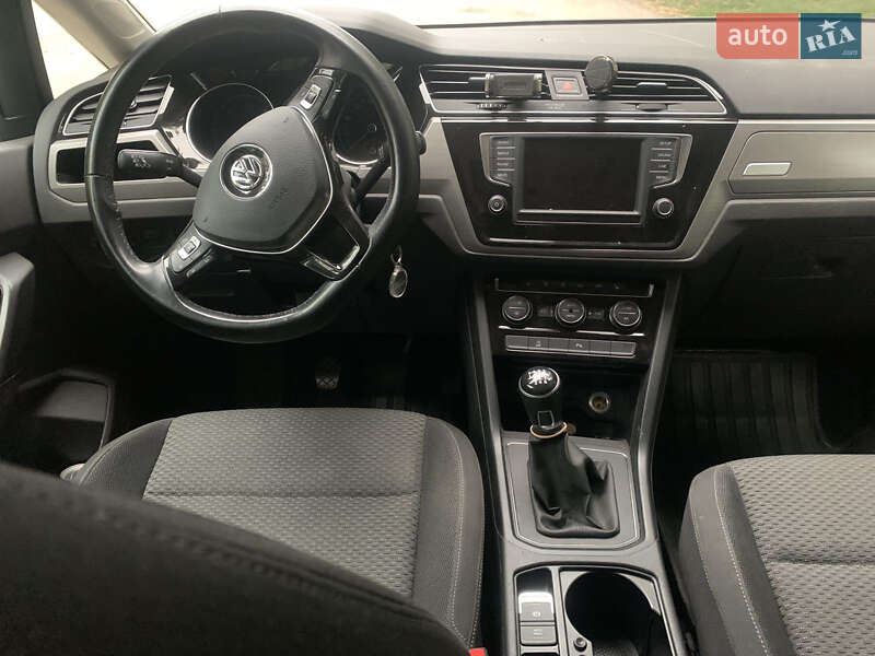 Микровэн Volkswagen Touran 2016 в Житомире фото 22 Микровэн Volkswagen Touran 2016 в Житомире