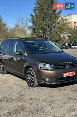 Минивэн Volkswagen Touran 2011 в Луцке