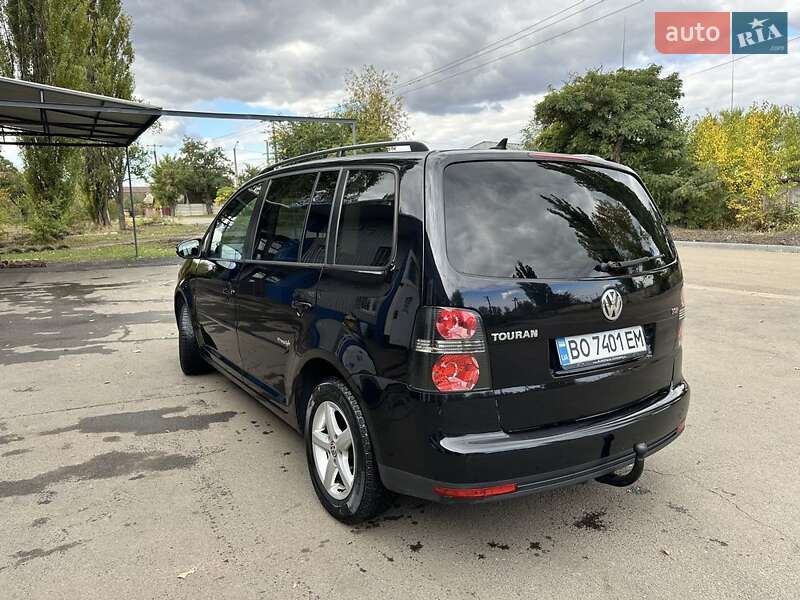 Минивэн Volkswagen Touran 2009 в Кривом Роге фото 3 Минивэн Volkswagen Touran 2009 в Кривом Роге