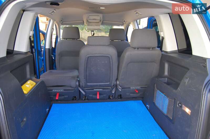 Минивэн Volkswagen Touran 2003 в Малинцах фото 20 Минивэн Volkswagen Touran 2003 в Малинцах