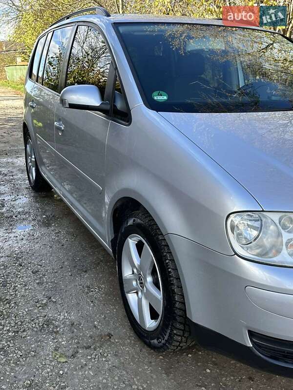 Минивэн Volkswagen Touran 2005 в Ивано-Франковске фото 9 Минивэн Volkswagen Touran 2005 в Ивано-Франковске