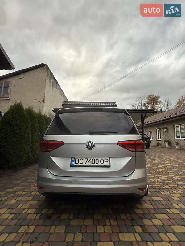 Мікровен Volkswagen Touran 2018 в Самборі