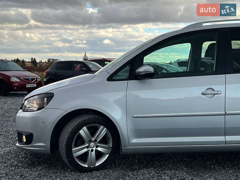 Мінівен Volkswagen Touran 2012 в Львові