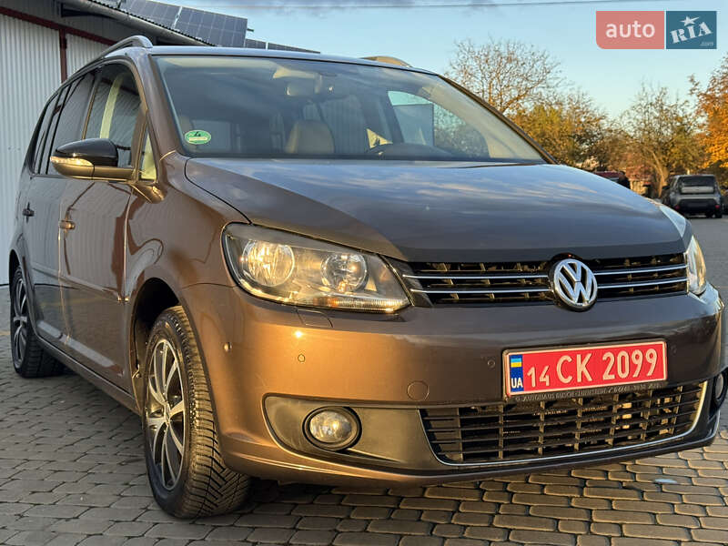 Мінівен Volkswagen Touran 2011 в Коломиї