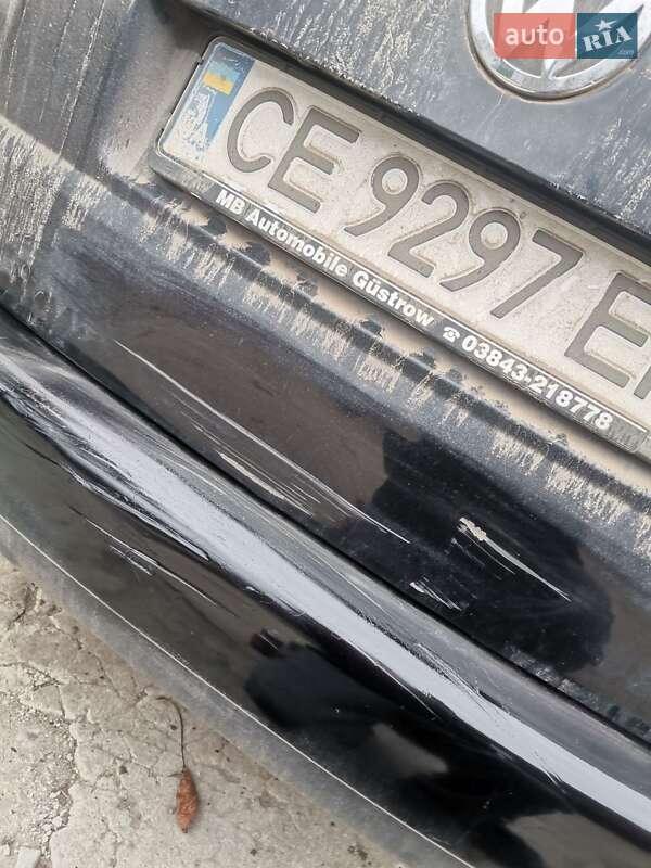 Минивэн Volkswagen Touran 2003 в Черновцах