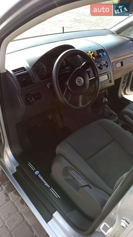 Минивэн Volkswagen Touran 2005 в Хмельницком фото 3 Минивэн Volkswagen Touran 2005 в Хмельницком