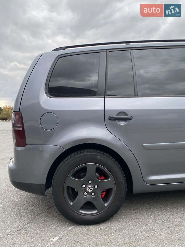 Минивэн Volkswagen Touran 2006 в Львове фото 13 Минивэн Volkswagen Touran 2006 в Львове