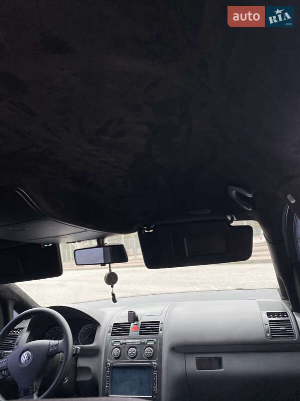 Минивэн Volkswagen Touran 2006 в Львове фото 22 Минивэн Volkswagen Touran 2006 в Львове