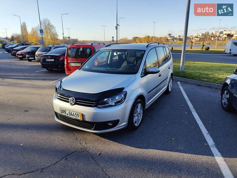 Volkswagen Touran 2014