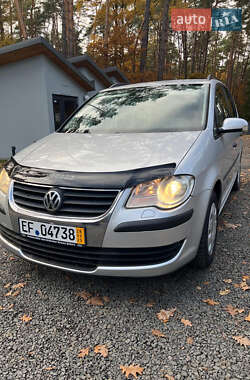 Мінівен Volkswagen Touran 2007 в Ковелі