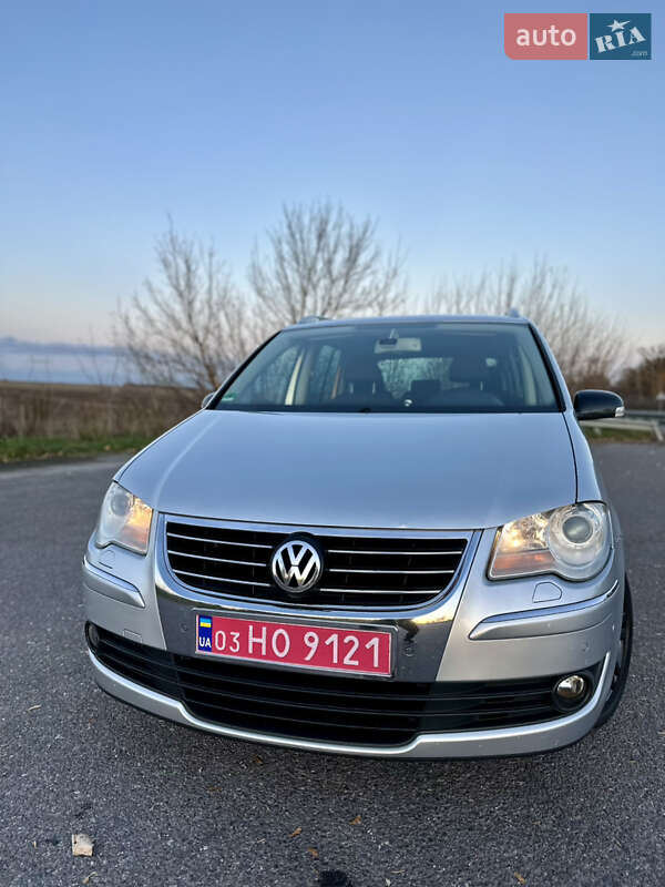 Минивэн Volkswagen Touran 2007 в Дубно фото 6 Минивэн Volkswagen Touran 2007 в Дубно