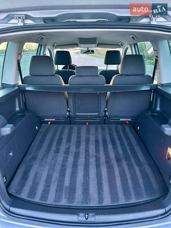 Минивэн Volkswagen Touran 2007 в Дубно фото 39 Минивэн Volkswagen Touran 2007 в Дубно