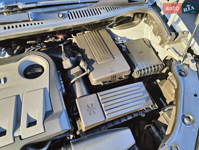 Мінівен Volkswagen Touran 2014 в Вінниці