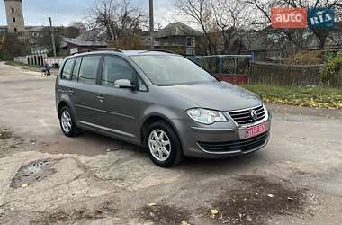 Минивэн Volkswagen Touran 2008 в Коростене