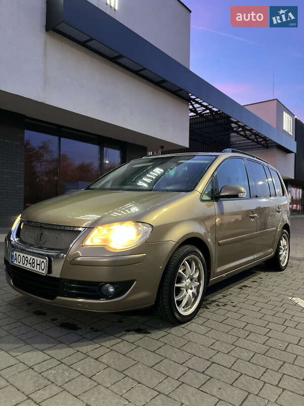 Volkswagen Touran 2005