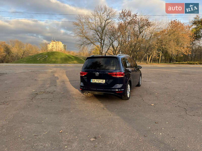 Микровэн Volkswagen Touran 2019 в Кропивницком фото 7 Микровэн Volkswagen Touran 2019 в Кропивницком