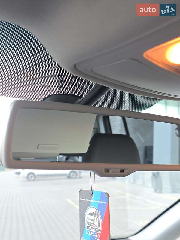 Мінівен Volkswagen Touran 2011 в Хмельницькому