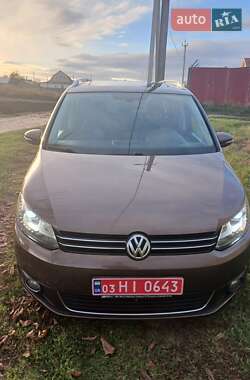 Мінівен Volkswagen Touran 2011 в Броварах