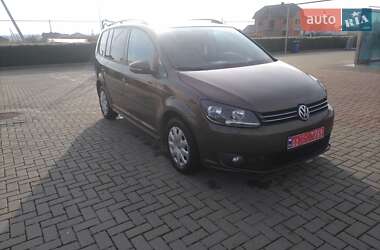 Минивэн Volkswagen Touran 2012 в Хусте
