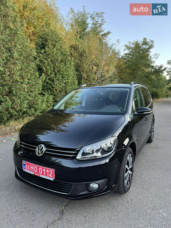 Минивэн Volkswagen Touran 2012 в Ровно