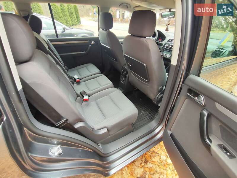 Минивэн Volkswagen Touran 2006 в Дрогобыче фото 17 Минивэн Volkswagen Touran 2006 в Дрогобыче