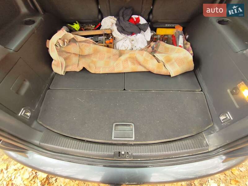 Минивэн Volkswagen Touran 2006 в Дрогобыче фото 19 Минивэн Volkswagen Touran 2006 в Дрогобыче