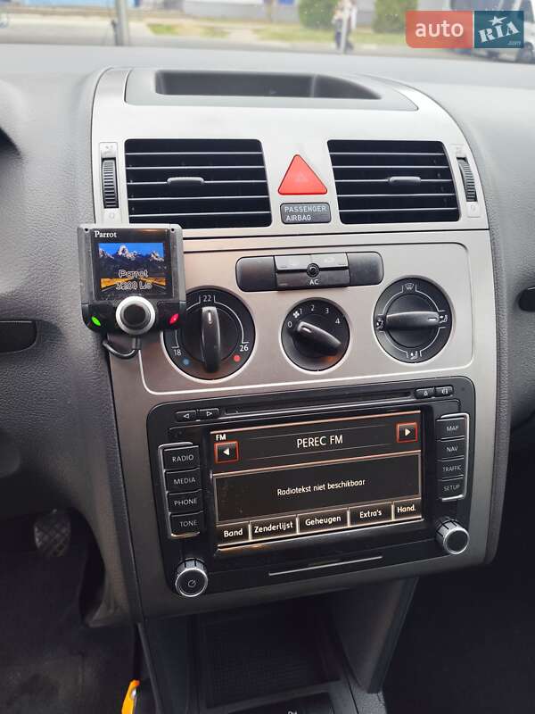 Минивэн Volkswagen Touran 2008 в Белой Церкви