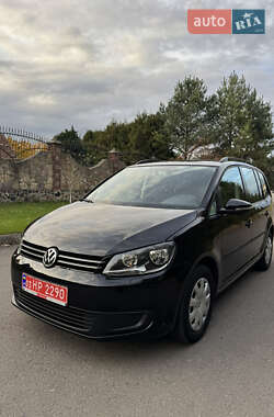 Минивэн Volkswagen Touran 2011 в Ровно
