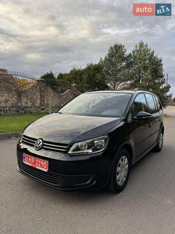 Volkswagen Touran 2011