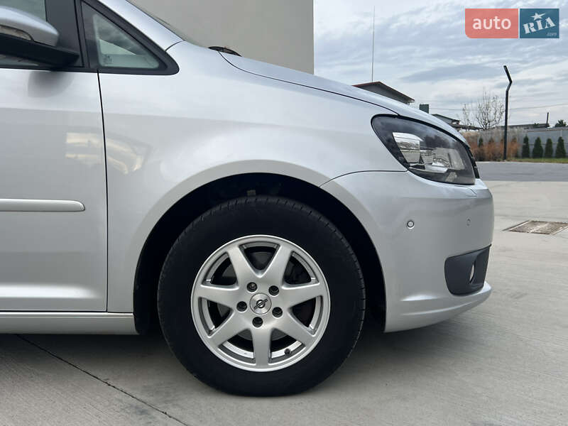 Мінівен Volkswagen Touran 2014 в Луцьку фото 44 Мінівен Volkswagen Touran 2014 в Луцьку