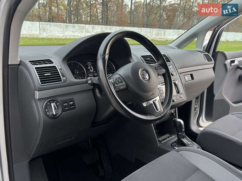 Мінівен Volkswagen Touran 2014 в Луцьку фото 60 Мінівен Volkswagen Touran 2014 в Луцьку