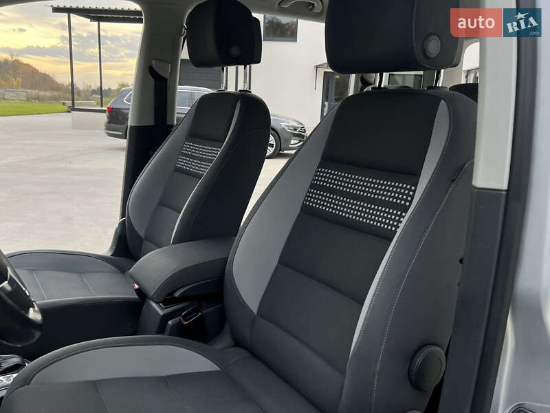 Мінівен Volkswagen Touran 2014 в Луцьку фото 63 Мінівен Volkswagen Touran 2014 в Луцьку