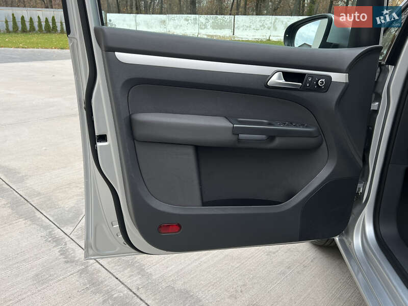 Мінівен Volkswagen Touran 2014 в Луцьку фото 84 Мінівен Volkswagen Touran 2014 в Луцьку