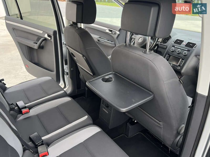 Мінівен Volkswagen Touran 2014 в Луцьку фото 107 Мінівен Volkswagen Touran 2014 в Луцьку