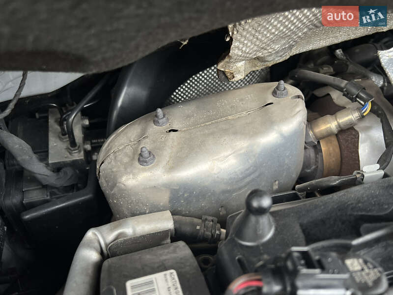 Мінівен Volkswagen Touran 2014 в Луцьку фото 158 Мінівен Volkswagen Touran 2014 в Луцьку