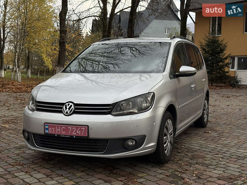 Мінівен Volkswagen Touran 2013 в Тячеві