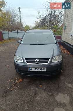 Минивэн Volkswagen Touran 2005 в Росаве